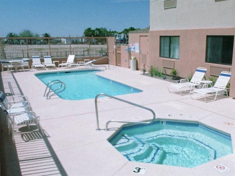 Baymont By Wyndham Tucson Airport Hotel Exterior photo
